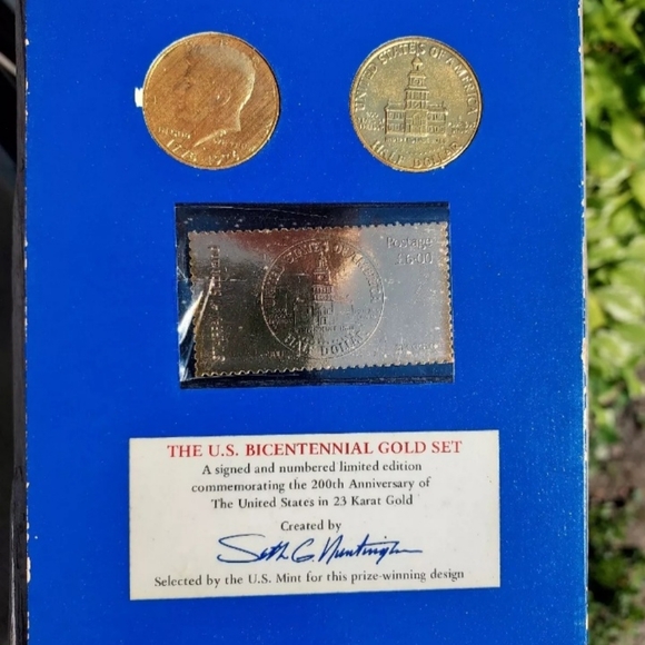 U.S. Bicentennial Gold Set-2 1976 Gold Plated Kennedy Halves W/23k Gold Stamp - Picture 4 of 4